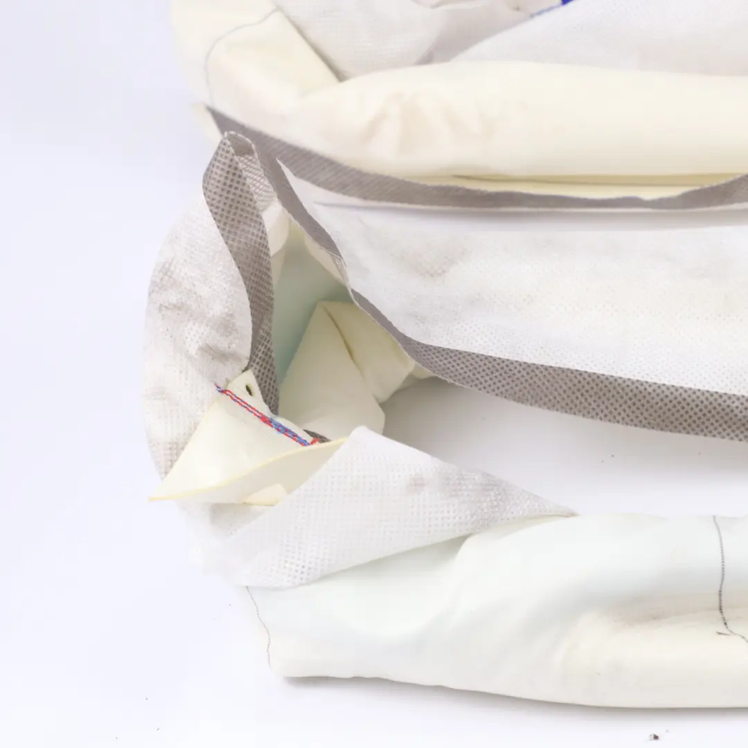 Poduszka Powietrzna Kurtyna Airbag Prawa Górna do Audi A4 B8 o numerze 8K0880742F Audi A4 B8 Poduszka Powietrzna Kurtyna Airbag Prawa Górna - SKU 8K0880742F - Numer Części 8K0880742F