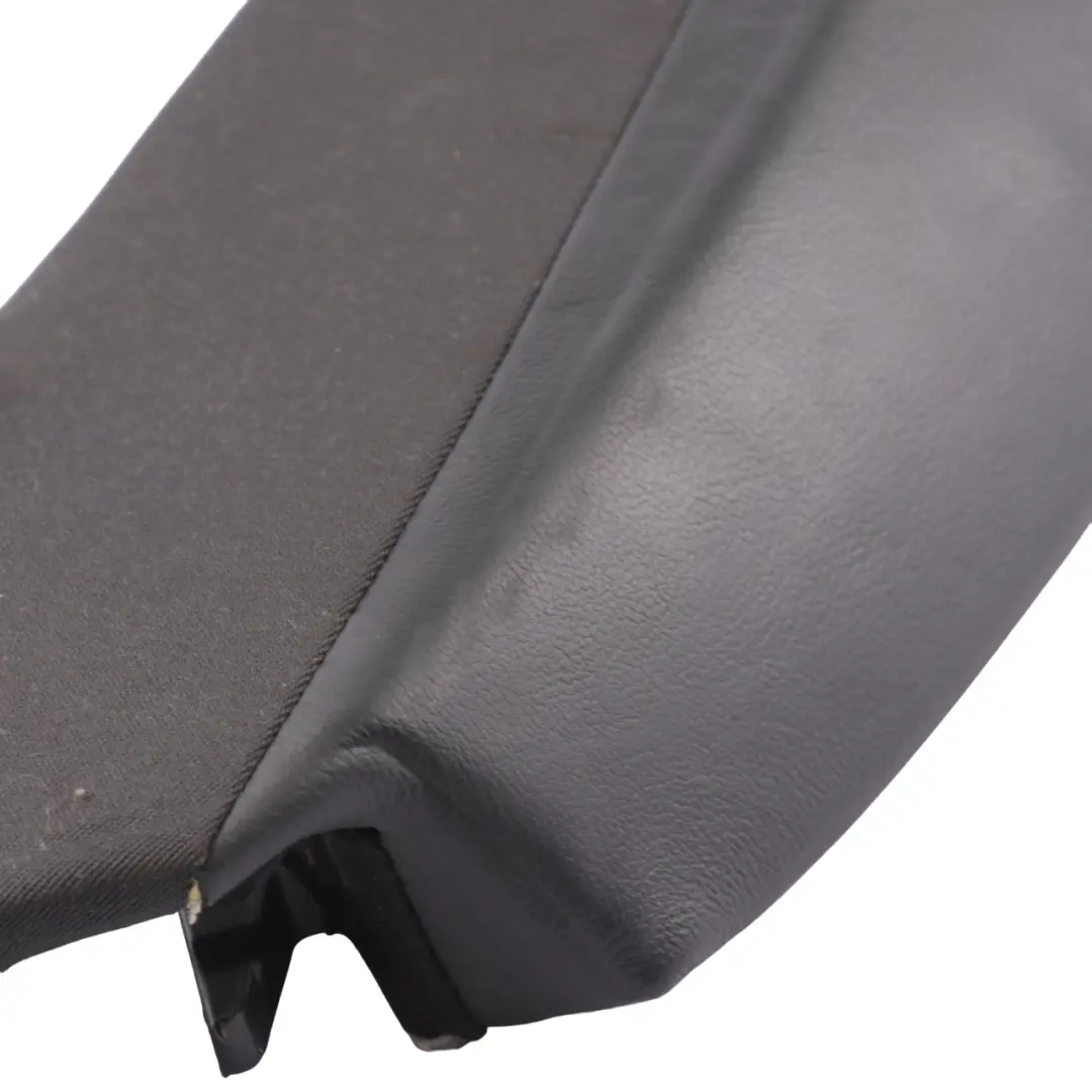 Panneau siège arrière droit Traversin latéral Cuir noir Audi A4 B8 - SKU 8K0885704AE - Numéro de pièce 8K0885704AE