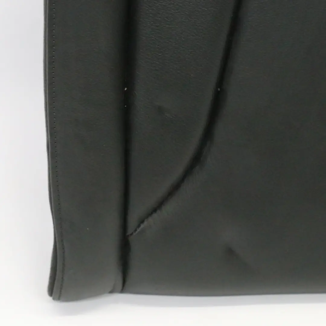 Audi A4 B8 Recouvrement dossier gauche banquette arrière en cuir noir Soul - SKU 8K0885805P - Numéro de pièce 8K0885805P