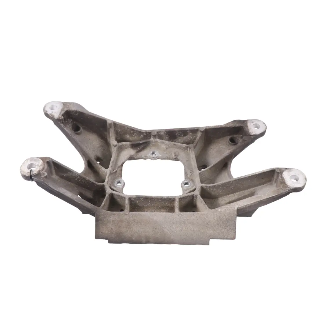 Supporto motore della trasmissione automatica per Audi A4 B8 2.0 TDI con numero di parte 8K0899263 Audi A4 B8 2.0 TDI Supporto motore della trasmissione automatica - SKU 8K0899263 - Numero di parte 8K0899263