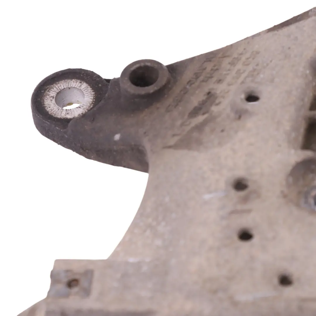 Audi A4 B8 2.0 TDI Supporto motore della trasmissione automatica - SKU 8K0899263 - Numero di parte 8K0899263