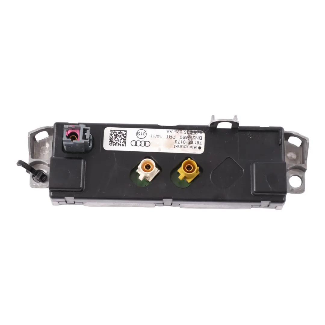 Audi A4 B8 Antenna Amplifier Aerial Module Booster Control Unit - SKU 8K5035225AA - Part number 8K5035225AA