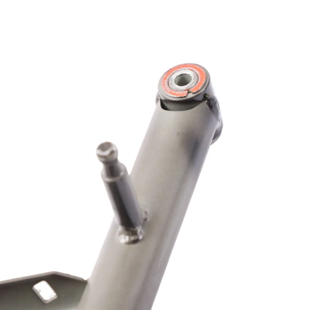 Cerniera portellone posteriore sinistro Phantom Black - LZ9Y per Audi A4 B8 berlina con numero di parte 8K5827301J Audi A4 B8 berlina Cerniera portellone posteriore sinistro Phantom Black - LZ9Y - SKU 8K5827301J-PHB - Numero di parte 8K5827301J