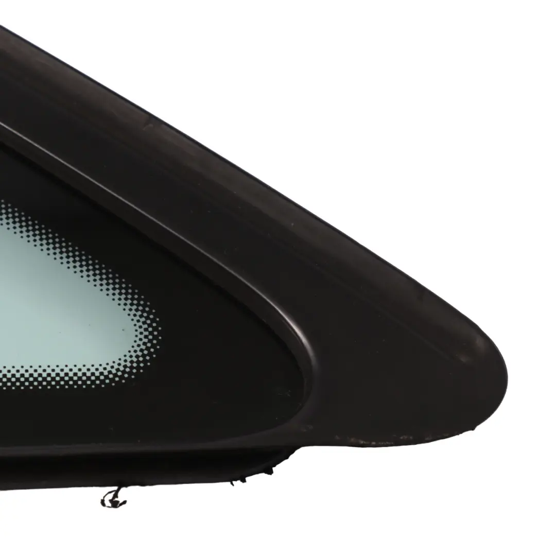 Triangle vitre custode arrière gauche Side Glass AS2 pour Audi A4 B8 à propos du numéro de pièce 8K5845299G Audi A4 B8 Triangle vitre custode arrière gauche Side Glass AS2 - SKU 8K5845299G - Numéro de pièce 8K5845299G