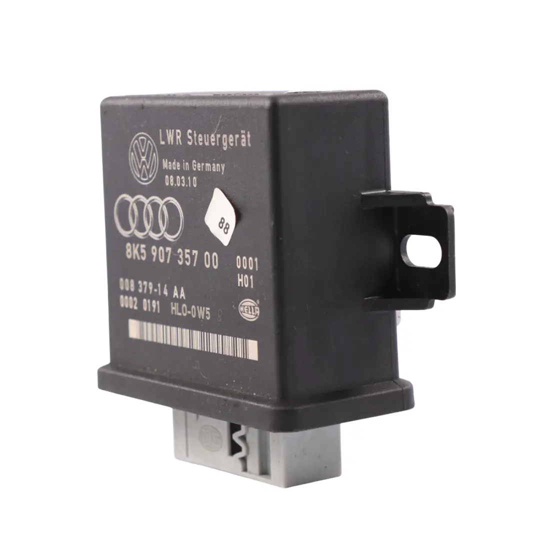 Headlight Headlamp Range Control Unit Module to Audi A4 B8 with Part number 8K5907357 Audi A4 B8 Headlight Headlamp Range Control Unit Module - SKU 8K5907357 - Part number 8K5907357