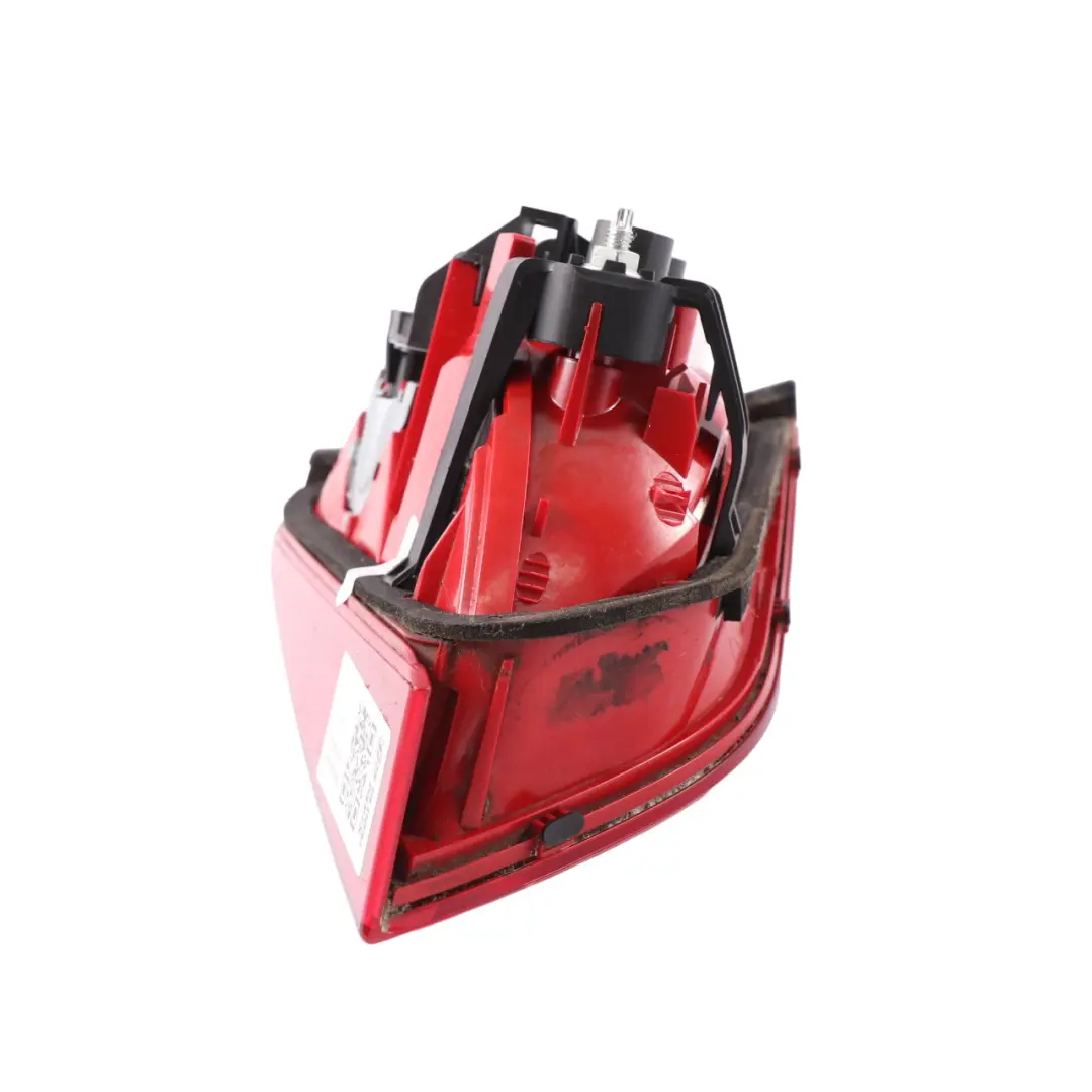 Audi A4 B8 Limousine Hinten Rechts Kofferraumklappe Rücklicht Lampe - SKU 8K5945094D - Teilenummer 8K5945094D