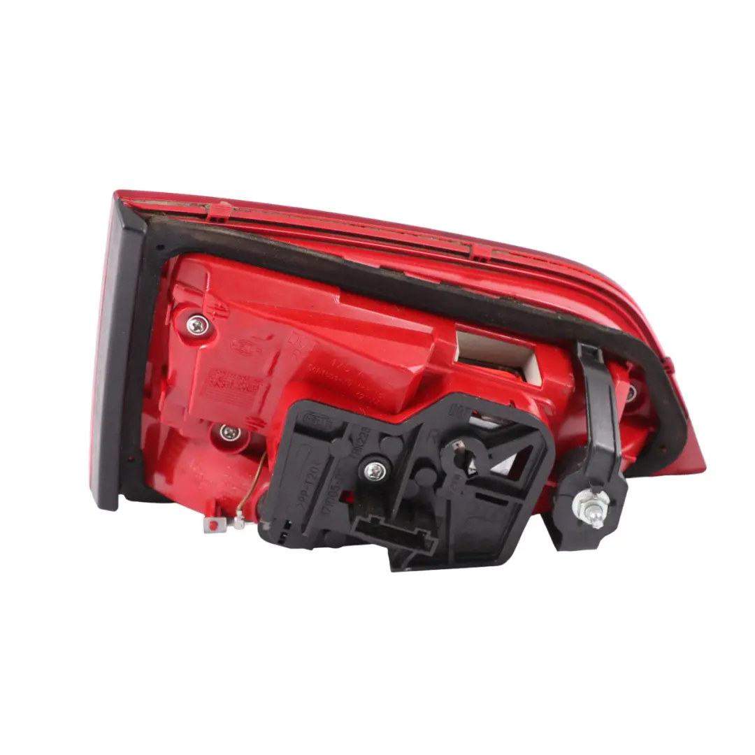 posteriore destra Baule coperchio fanale posteriore LED per Audi A4 B8 con numero di parte 8K5945094K Audi A4 B8 posteriore destra Baule coperchio fanale posteriore LED - SKU 8K5945094K - Numero di parte 8K5945094K