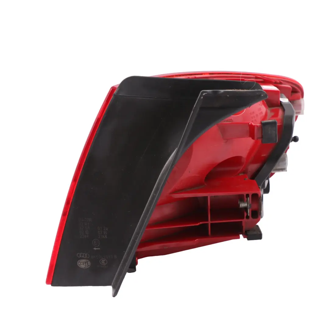 Lampa Tylna Lewa Światło Tylne do Audi A4 B8 Sedan o numerze 8K5945095B Audi A4 B8 Sedan Lampa Tylna Lewa Światło Tylne - SKU 8K5945095B - Numer Części 8K5945095B