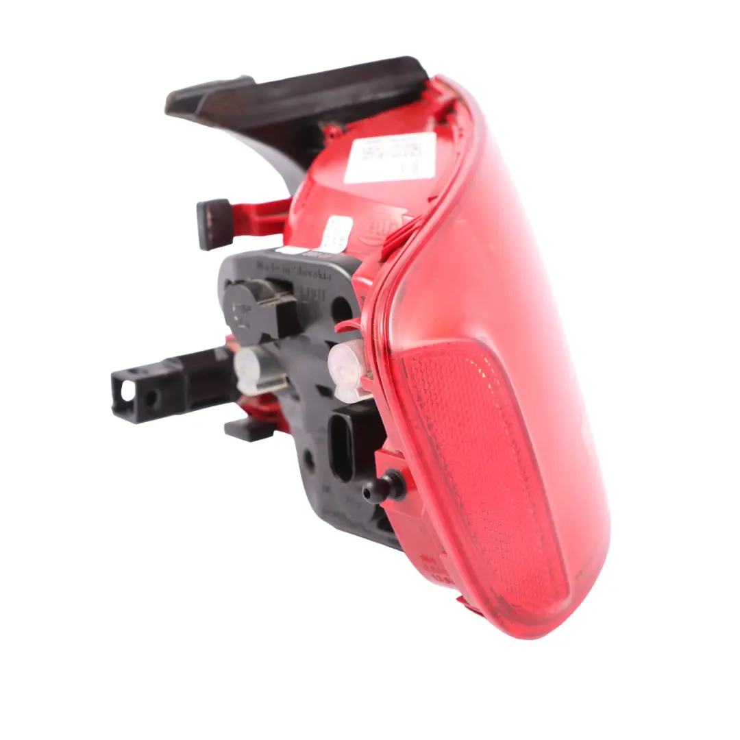 Audi A4 B8 Berlina Luz Trasera Panel Lateral Trasero Izquierdo - SKU 8K5945095D - Número de pieza 8K5945095D