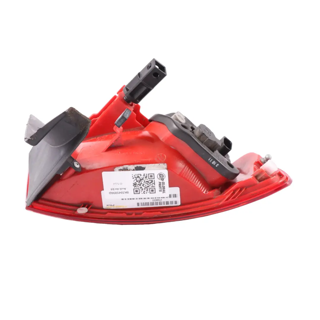 Audi A4 B8 berlina posteriore destra Fanale posteriore Pannello - SKU 8K5945096D - Numero di parte 8K5945096D
