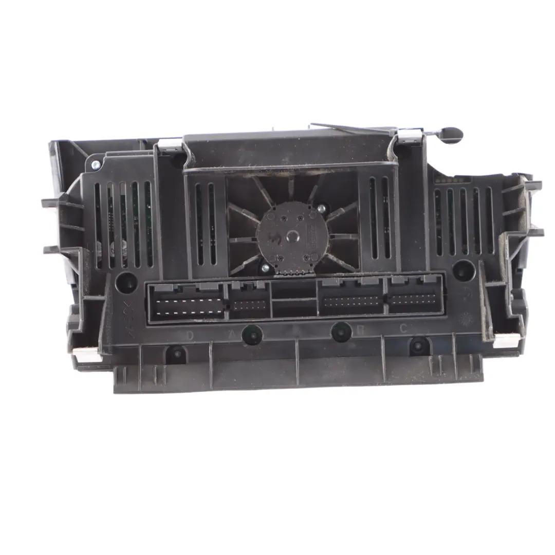 Audi A3 8P Dashboard Air Vent A/C Heater Climate Control Panel - SKU 8P0820043BM - Part number 8P0820043BM