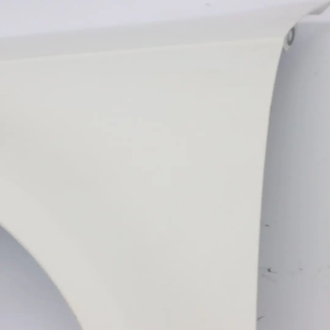 Side Panel Audi A3 8P Front Left N/S Wing Fender Cover Ibis White - Y9C to with Part number 8P0821105G Side Panel Audi A3 8P Front Left N/S Wing Fender Cover Ibis White - Y9C - SKU 8P0821105G-IWH - Part number 8P0821105G