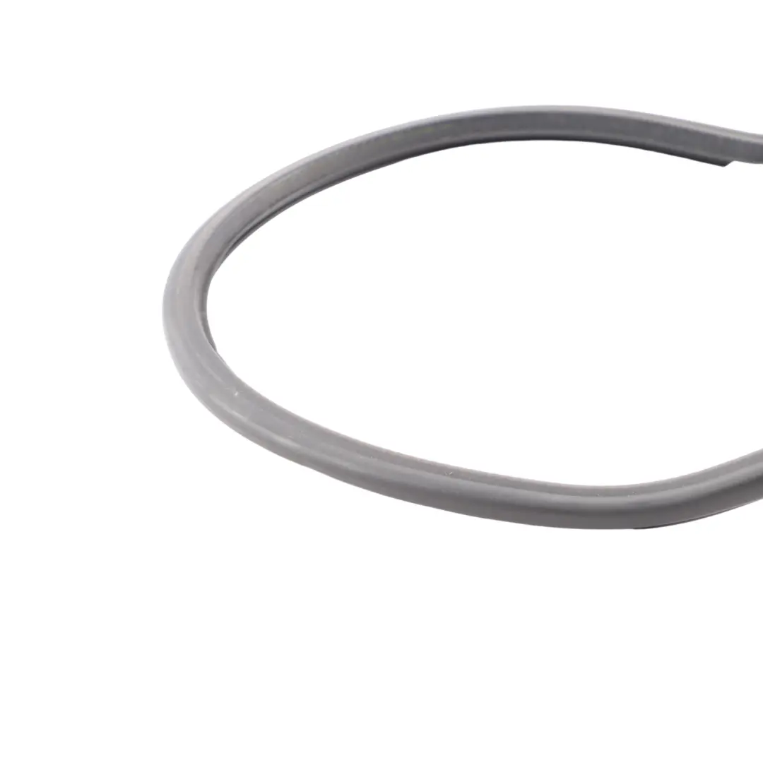 Audi A3 8P paratia sotto guarnizione guarnizione in gomma Scuttle - SKU 8P0823723B - Numero di parte 8P0823723B