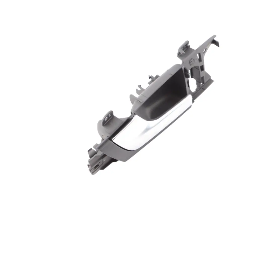 Poignée intérieure gauche pour Audi A3 8P à propos du numéro de pièce 8P4837019E Audi A3 8P Poignée intérieure gauche - SKU 8P4837019E - Numéro de pièce 8P4837019E