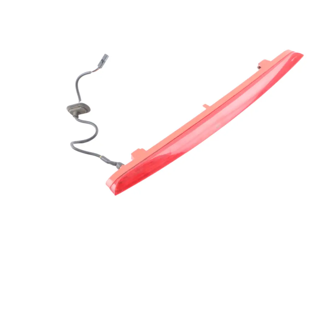 Terza Luce Freno per Audi A1 8X A3 8V con numero di parte 8V0945097A Audi A1 8X A3 8V Terza Luce Freno - SKU 8V0945097A - Numero di parte 8V0945097A