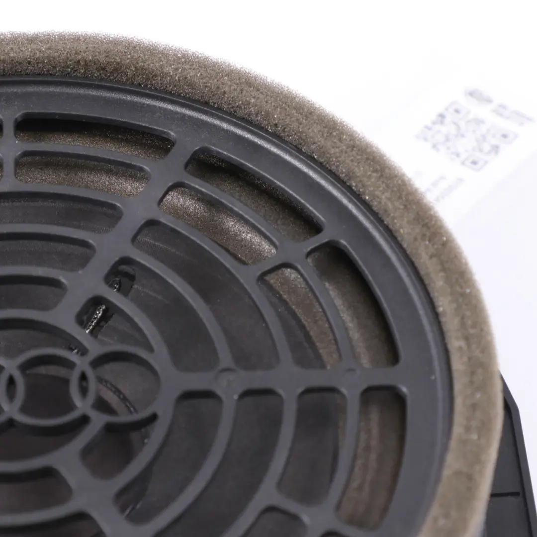 Głośnik Drzwi Przód Przedni Bang&Olufsen do Audi A4 B8 o numerze 8T0035415B Audi A4 B8 Głośnik Drzwi Przód Przedni Bang&Olufsen - SKU 8T0035415B - Numer Części 8T0035415B