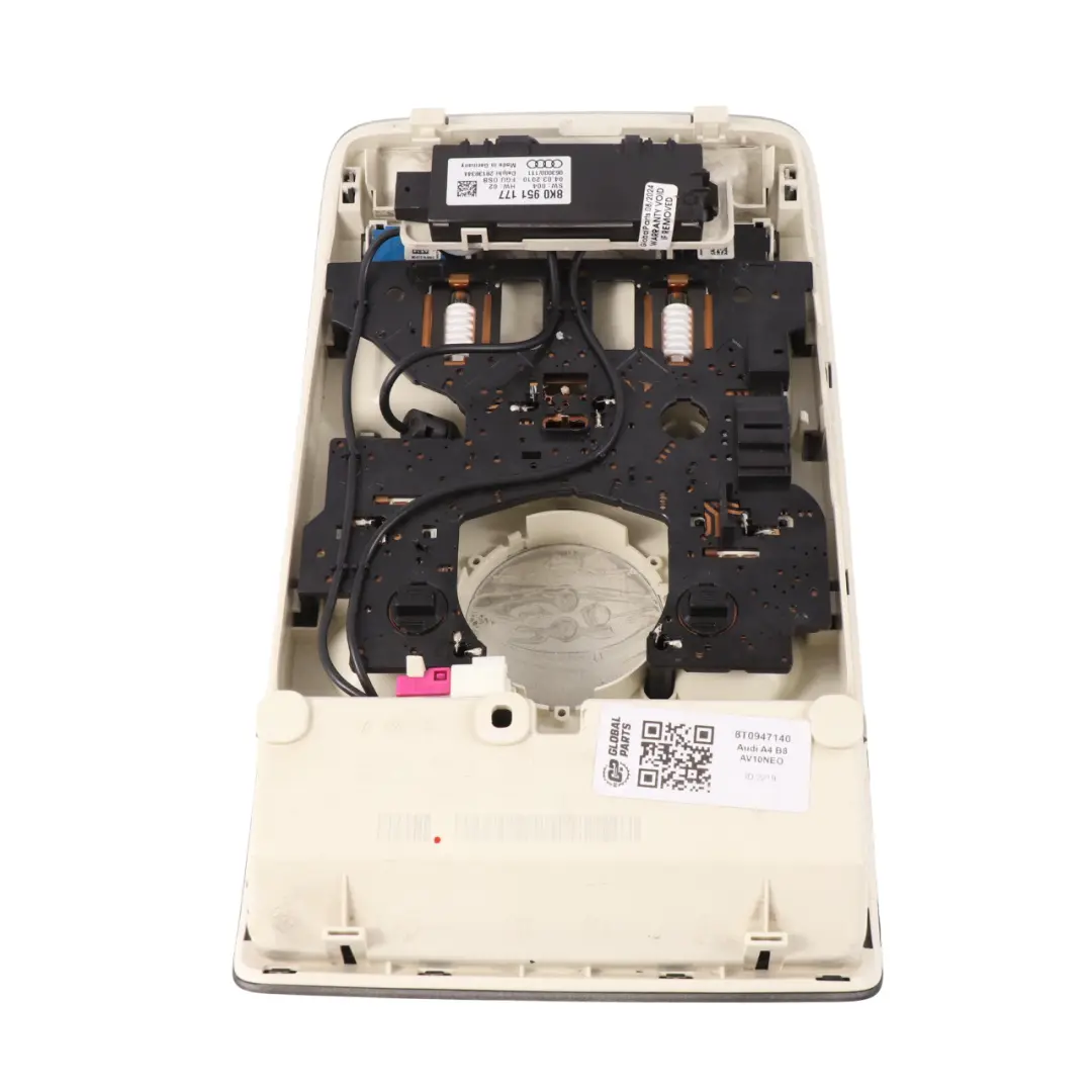 Tetto anteriore Luce di lettura Pannello interruttore per Audi A4 B8 con numero di parte 8T0947140 Audi A4 B8 Tetto anteriore Luce di lettura Pannello interruttore - SKU 8T0947140 - Numero di parte 8T0947140