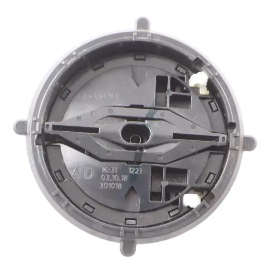 Silniczek Silnik Mechanizm Regulacji Lusterka Lewy do Audi A3 8V o numerze 8T0959578 Audi A3 8V Silniczek Silnik Mechanizm Regulacji Lusterka Lewy - SKU 8T0959578 - Numer Części 8T0959578