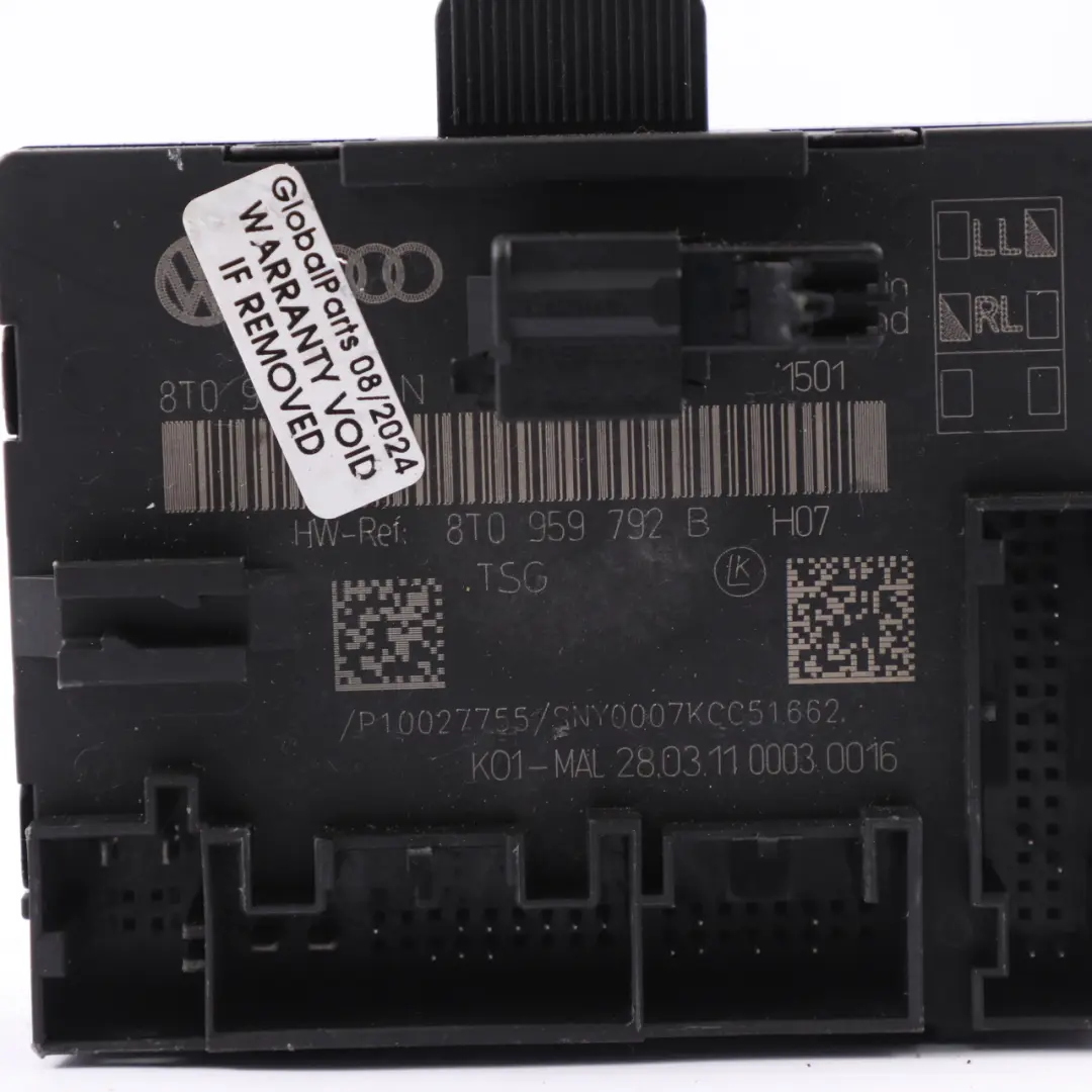 Sistema blocco porta anteriore Modulo destra Unità ECU 8T0959792B per Audi A4 B8 con numero di parte 8T0959792G Audi A4 B8 Sistema blocco porta anteriore Modulo destra Unità ECU 8T0959792B - SKU 8T0959792G - Numero di parte 8T0959792G