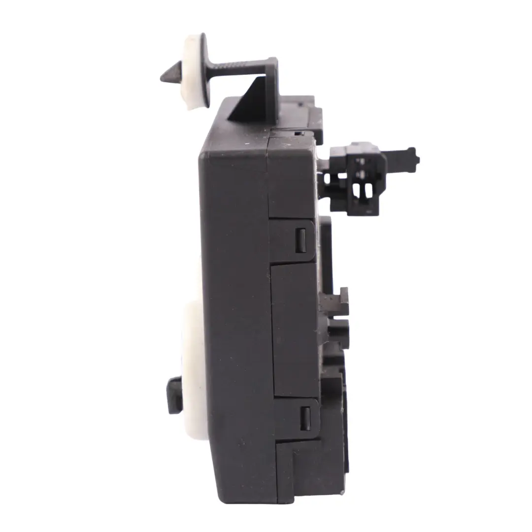 Moduł Sterownik Drzwi Przednich Prawych Przód Prawo 8T0959792B do Audi A4 B8 o numerze 8T0959792G Audi A4 B8 Moduł Sterownik Drzwi Przednich Prawych Przód Prawo 8T0959792B - SKU 8T0959792G - Numer Części 8T0959792G