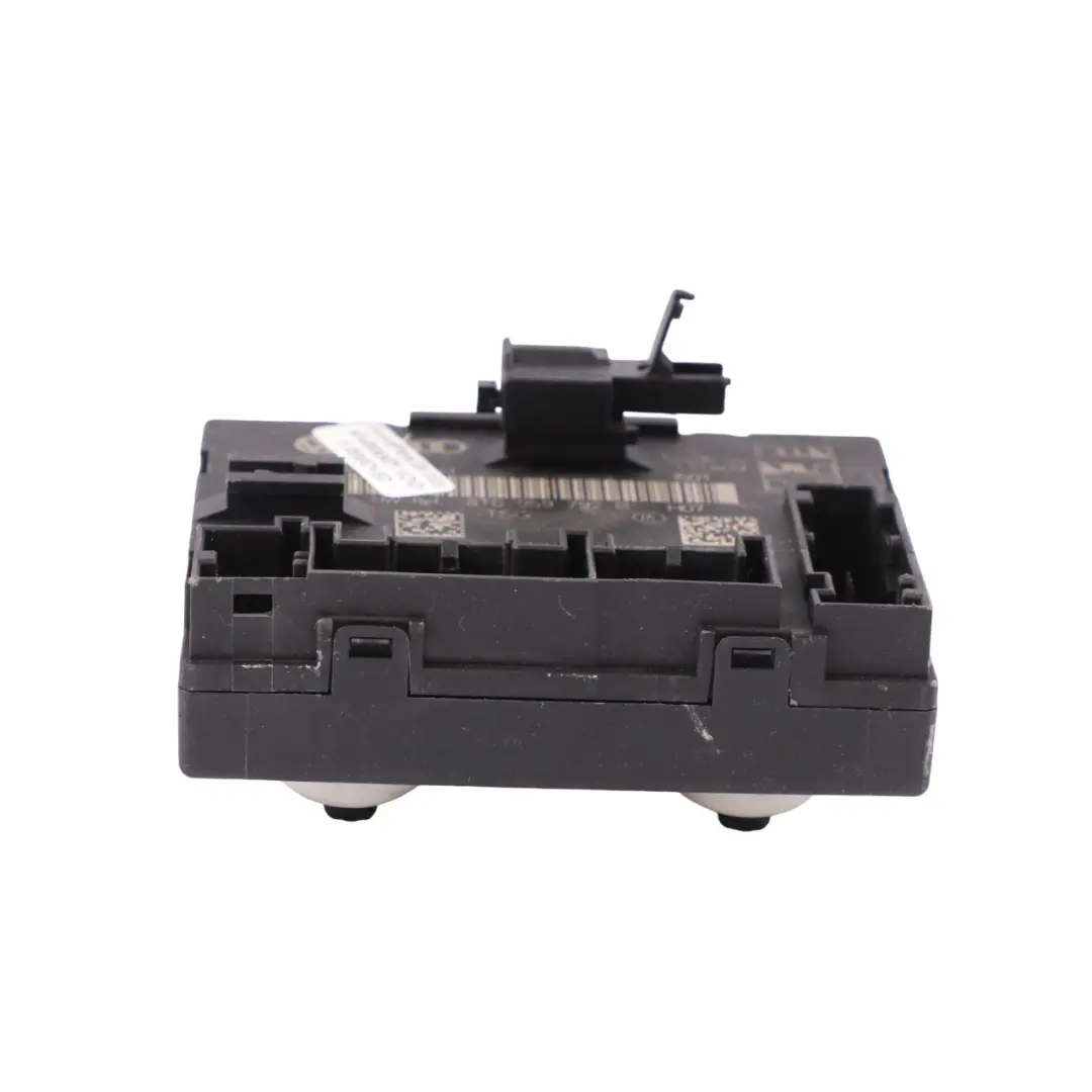 Front Door Lock System Module Right O/S Control Unit ECU 8T0959792B to Audi A4 B8 with Part number 8T0959792G Audi A4 B8 Front Door Lock System Module Right O/S Control Unit ECU 8T0959792B - SKU 8T0959792G - Part number 8T0959792G