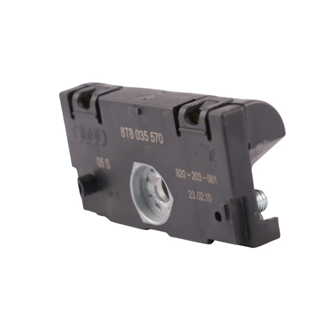 Supresor de perturbaciones de señal de ruido antena radio para Audi A4 B8 con número de pieza 8T8035570 Audi A4 B8 Supresor de perturbaciones de señal de ruido antena radio - SKU 8T8035570 - Número de pieza 8T8035570