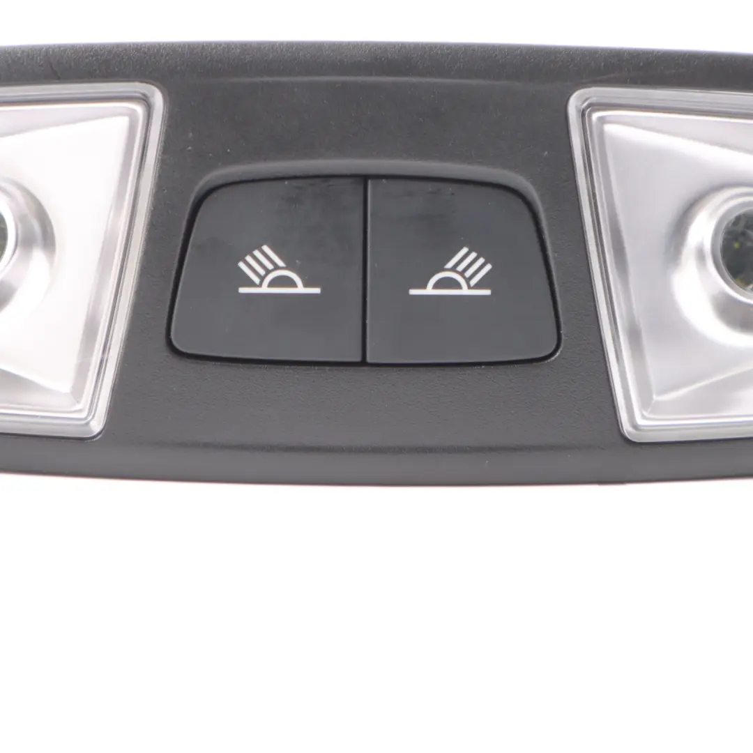 Audi A1 8X Sportback Lampe de lecture de pavillon de toit arrière - SKU 8U0947111A - Numéro de pièce 8U0947111A