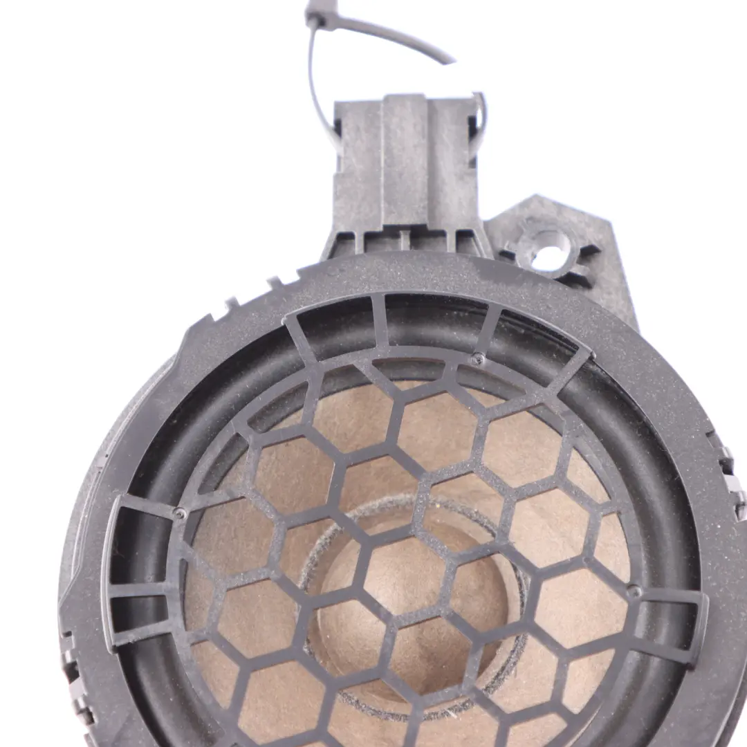 Speaker High Range Tone Dashboard Center Tweeter to Audi A3 S3 8V with Part number 8V0035397 Audi A3 S3 8V Speaker High Range Tone Dashboard Center Tweeter - SKU 8V0035397 - Part number 8V0035397