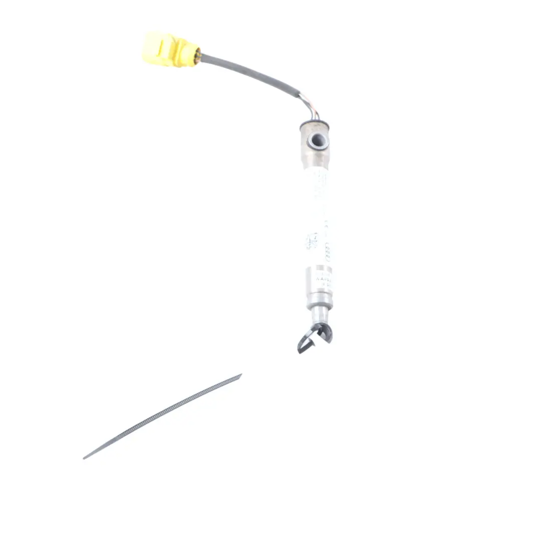 Motorhaube Motorhaubenscharnierbetätiger vorne links für Audi A3 8V mit Teilenummer 8V0823823F Audi A3 8V Motorhaube Motorhaubenscharnierbetätiger vorne links - SKU 8V0823823F - Teilenummer 8V0823823F