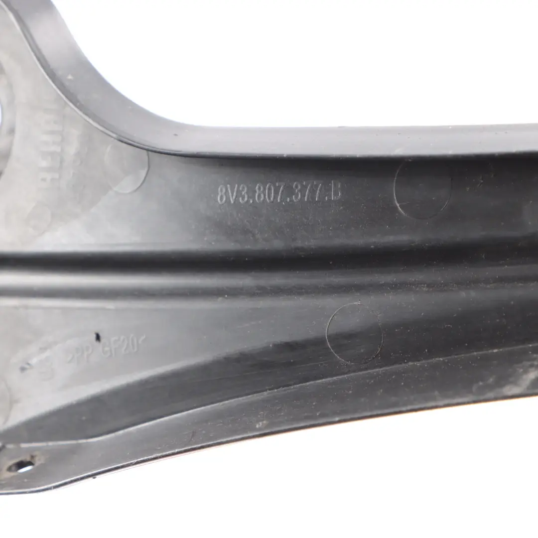 Audi A3 S3 8V Sportback Staffa Guida Paraurti Posteriore Destro Mount 8V3807378B - SKU 8V3807377B - Numero di parte 8V3807377B