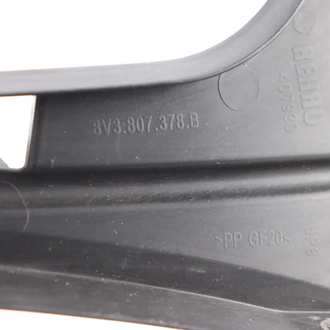 Audi A3 S3 8V Sportback Guía Soporte de Parachoques Trasero Derecho - SKU 8V3807378B - Número de pieza 8V3807378B