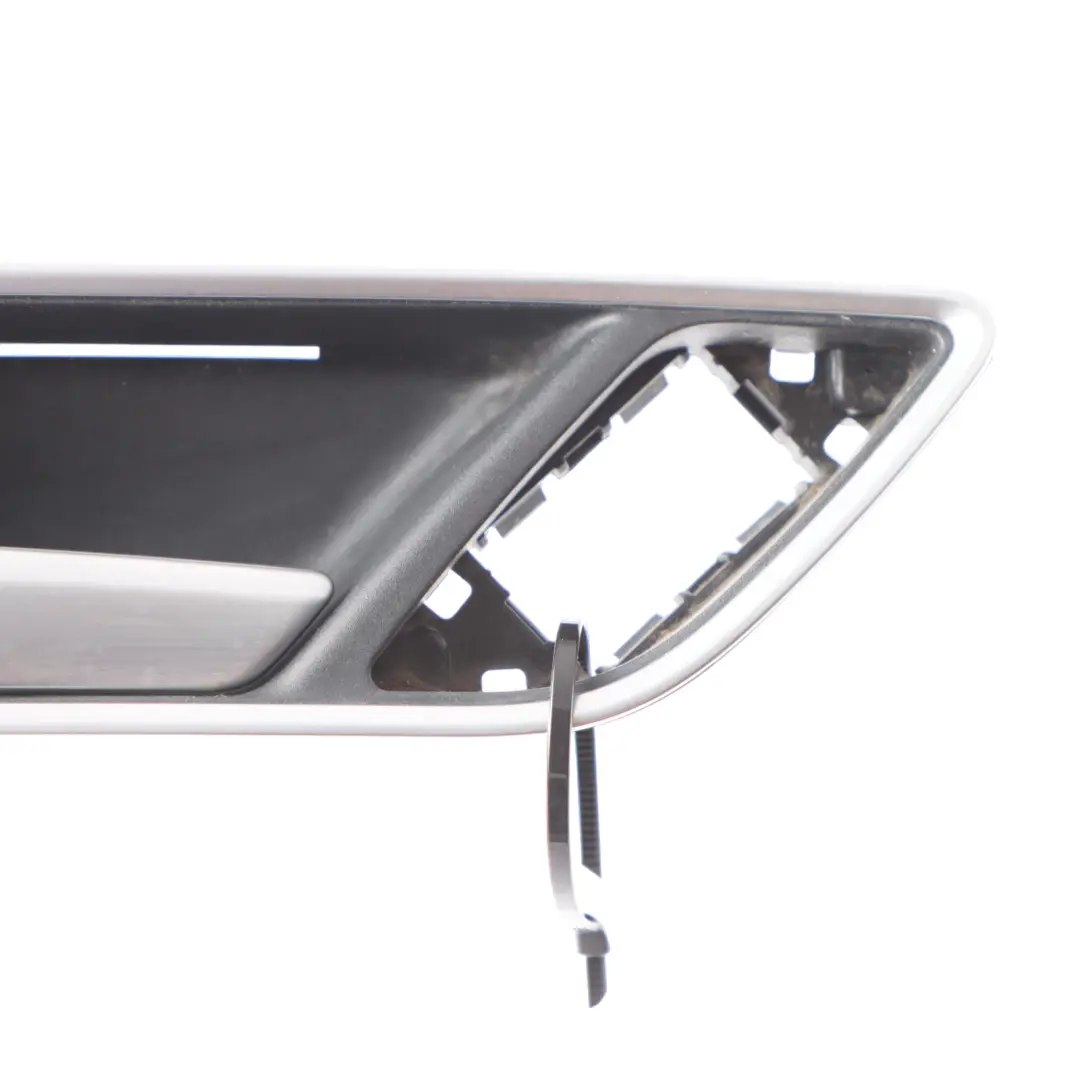 Haltegriff Innen Vorne Links Tür Griff Verkleidung für Audi A3 8V mit Teilenummer 8V3837019C Audi A3 8V Haltegriff Innen Vorne Links Tür Griff Verkleidung - SKU 8V3837019C - Teilenummer 8V3837019C