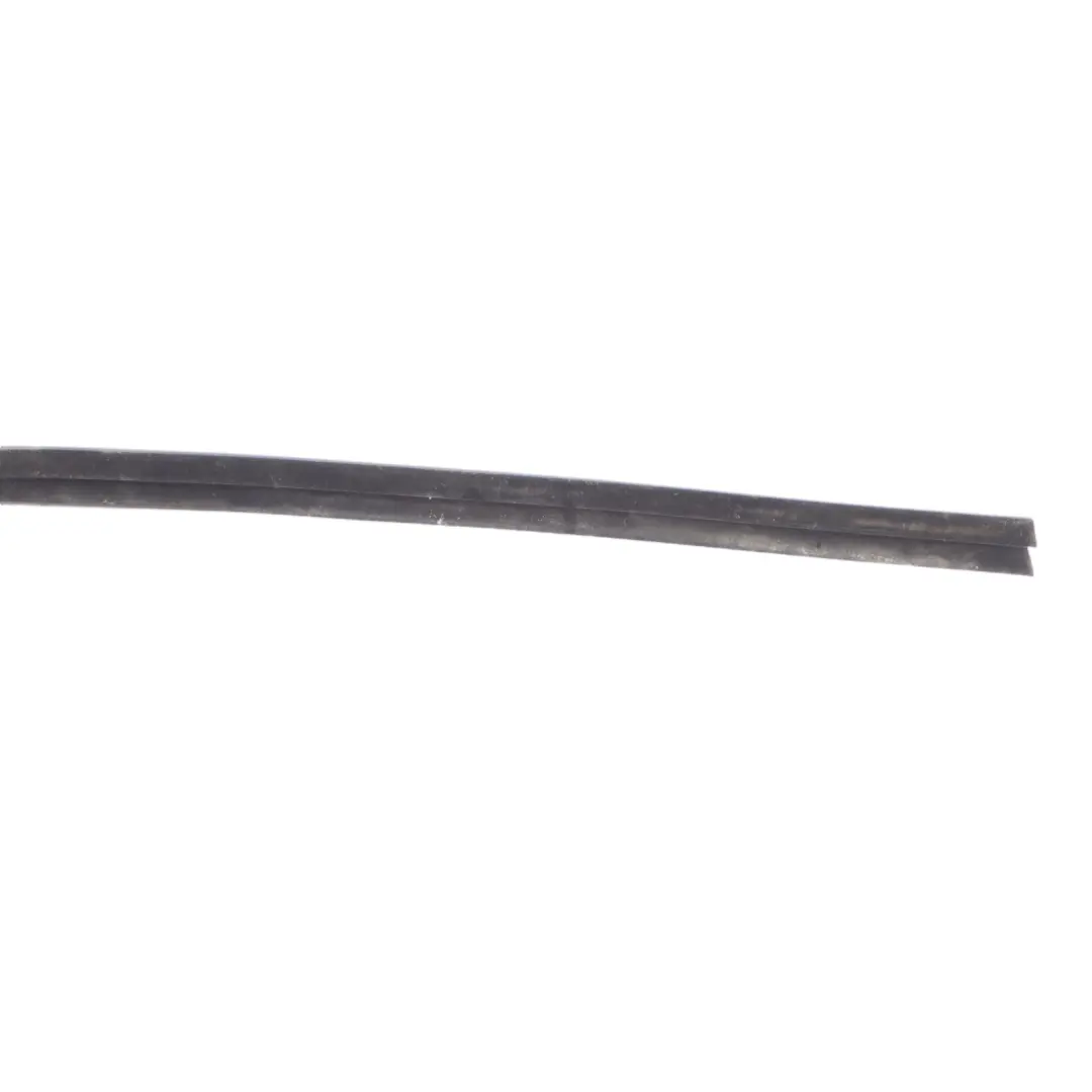 Audi A3 S3 8V 3 Joint de vitre de porte intérieur porte avant gauche - SKU 8V3837479 - Numéro de pièce 8V3837479