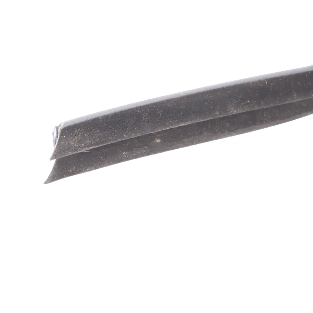 Audi A3 S3 8V 3 Joint de vitre de porte intérieur porte avant gauche - SKU 8V3837479 - Numéro de pièce 8V3837479