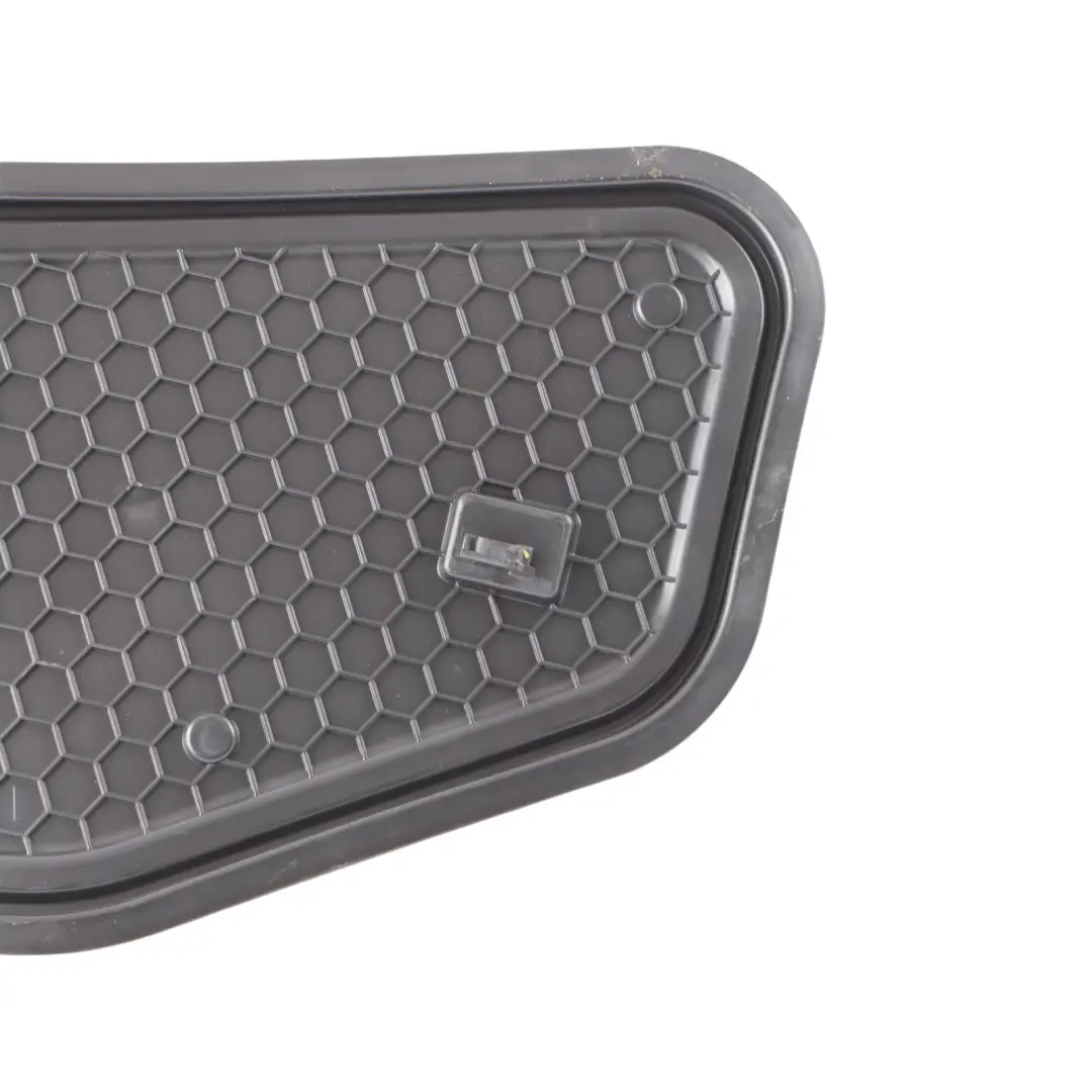 Audi A3 S3 8V Plaque d'isolation intérieure de porte avant gauche - SKU 8V3837915B - Numéro de pièce 8V3837915B