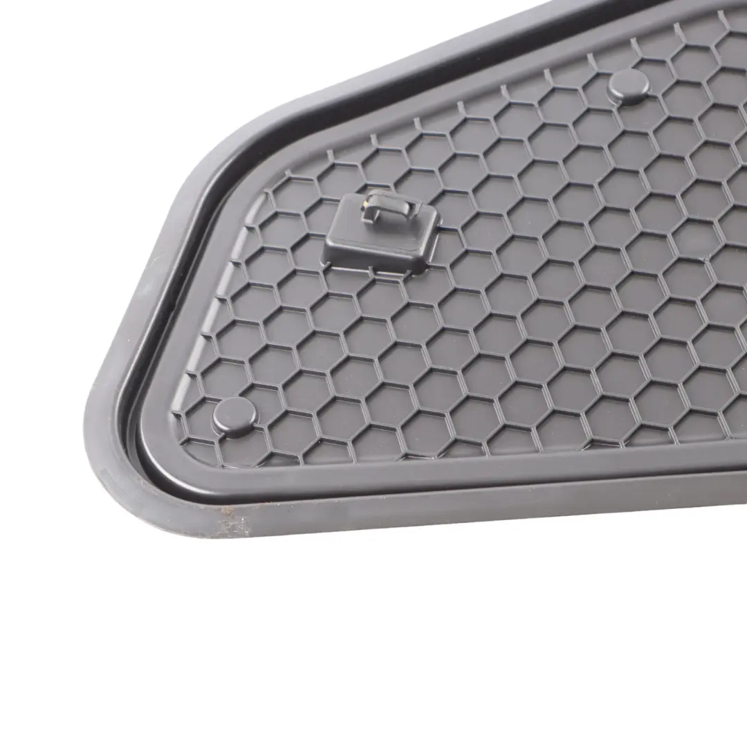 Audi A3 S3 8V Placa Aislante Tapa Interior Puerta Delantera Izquierda - SKU 8V3837915B - Número de pieza 8V3837915B