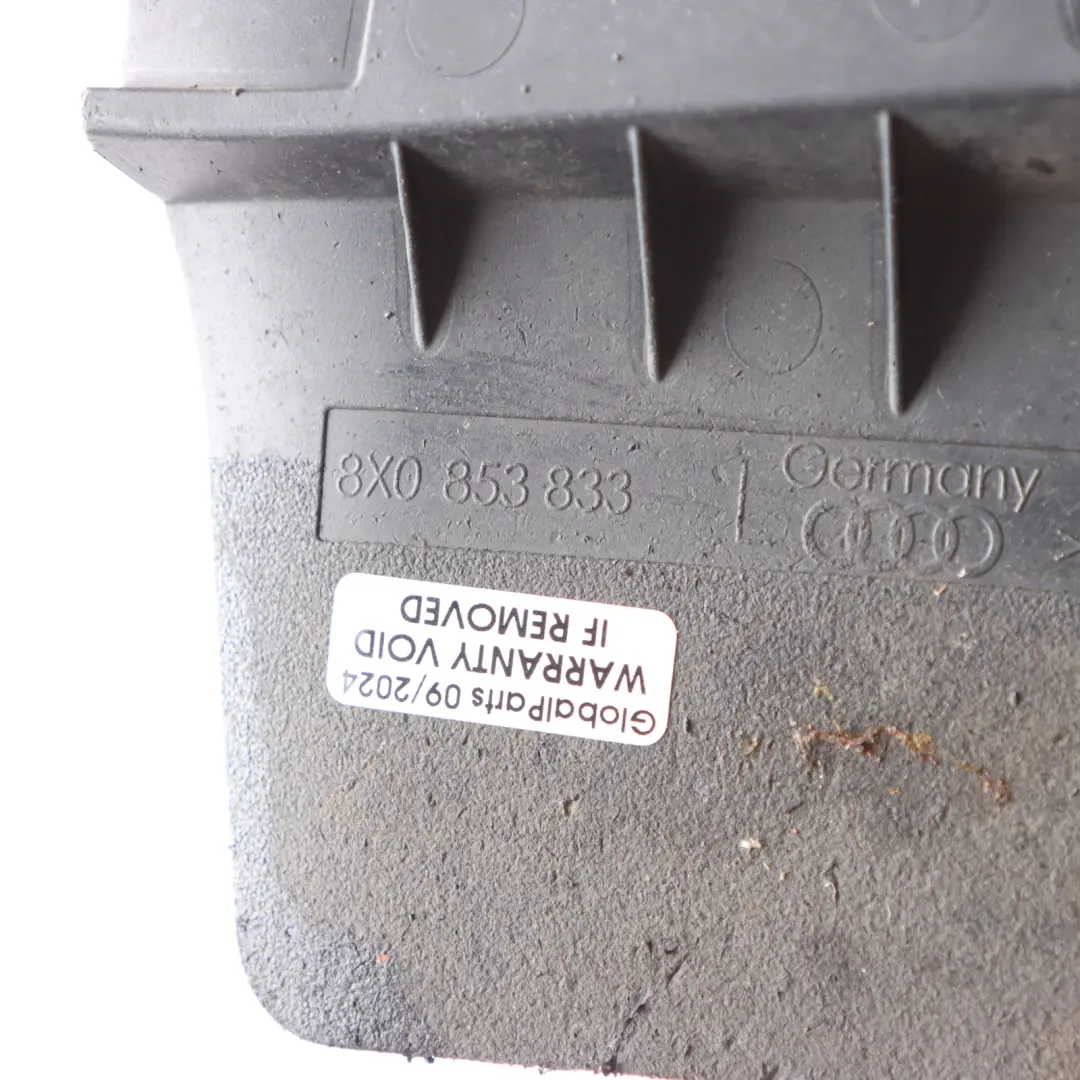 Audi A1 8X Hintere Rad Lufverkleidung Links Formteil Halterung Schutz - SKU 8X0853833 - Teilenummer 8X0853833