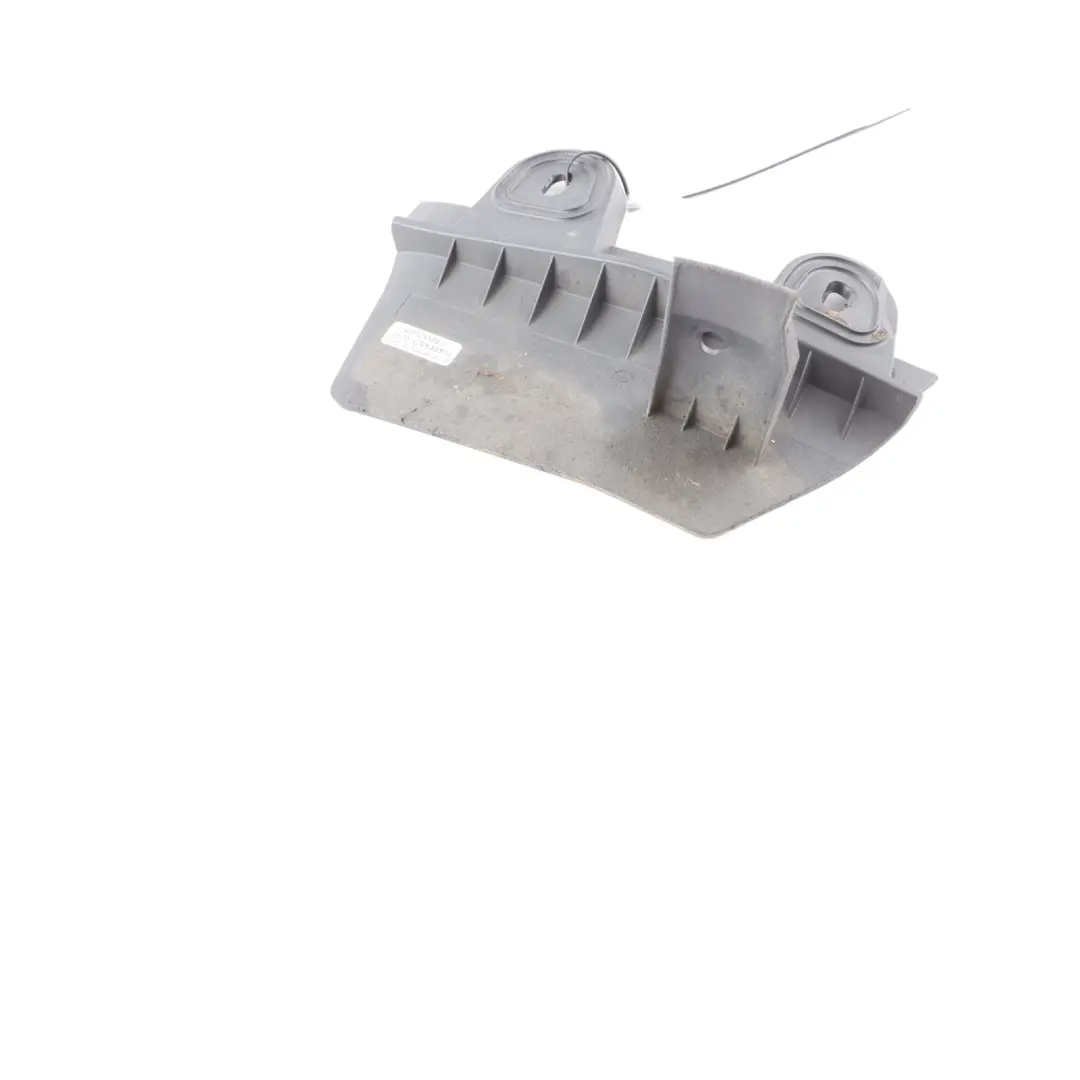 Audi A1 8X Support moulage gauche garniture de passage de roue arrière - SKU 8X0853833 - Numéro de pièce 8X0853833