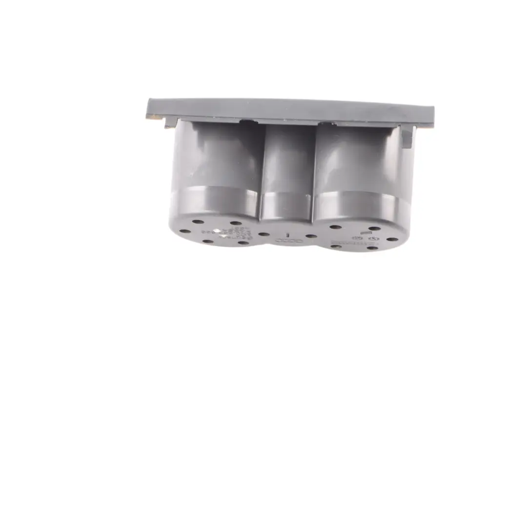 Portavasos delantero Audi A1 8X Bandeja almacenamiento consola central para con número de pieza 8X0862533 Portavasos delantero Audi A1 8X Bandeja almacenamiento consola central - SKU 8X0862533 - Número de pieza 8X0862533