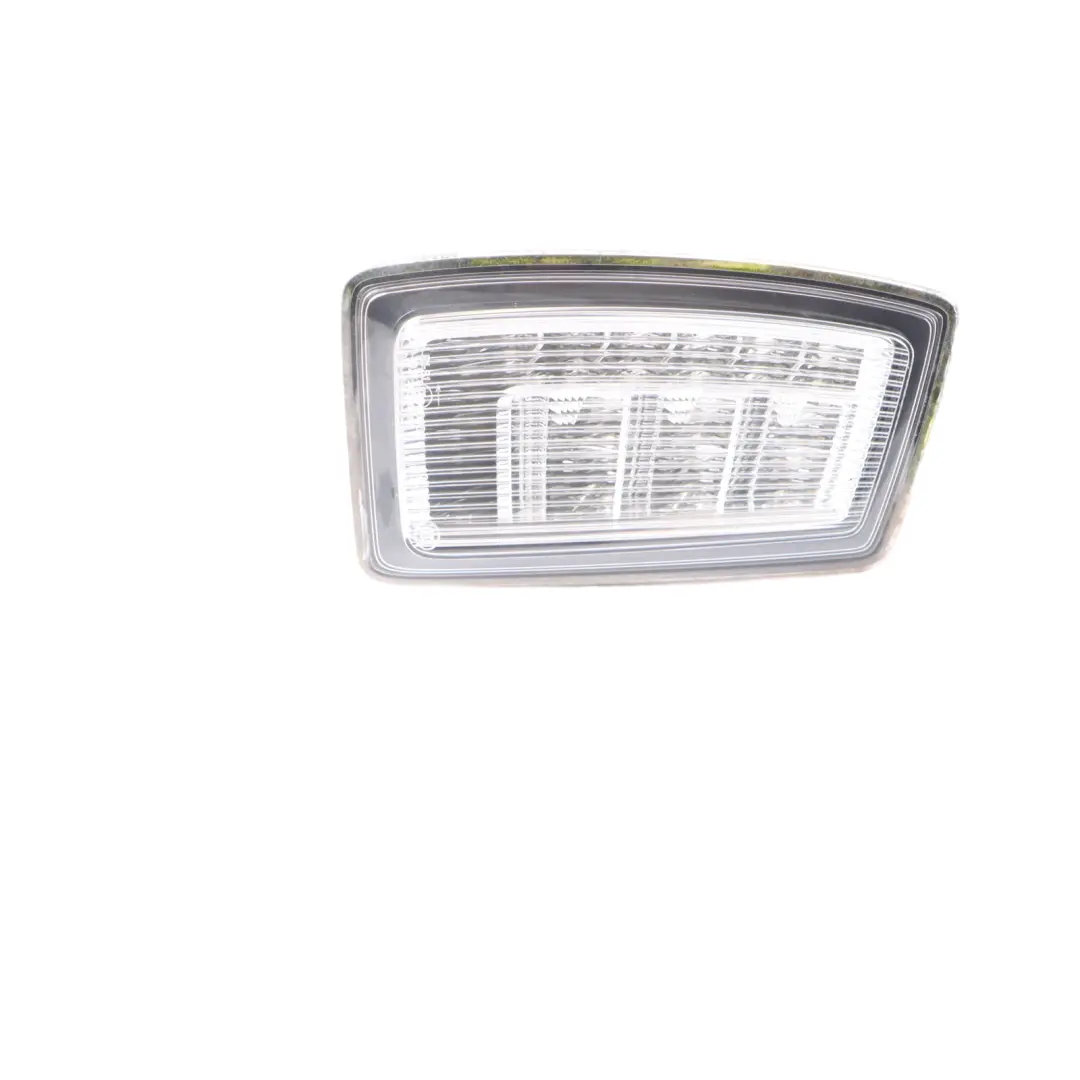 Audi A1 8X Hinten Links Kofferraum Unter Heckklappe Lampe - SKU 8X0945095 - Teilenummer 8X0945095