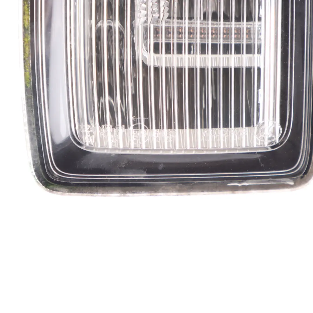 Audi A1 8X posteriore sinistro tronco sotto la luce portellone - SKU 8X0945095 - Numero di parte 8X0945095