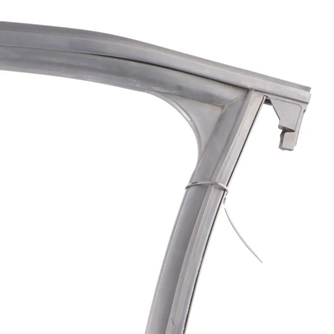 Audi A1 8X 5Dr Finestrino Anteriore Porta Telaio Esterno Sinistro - SKU 8X4837439A - Numero di parte 8X4837439A