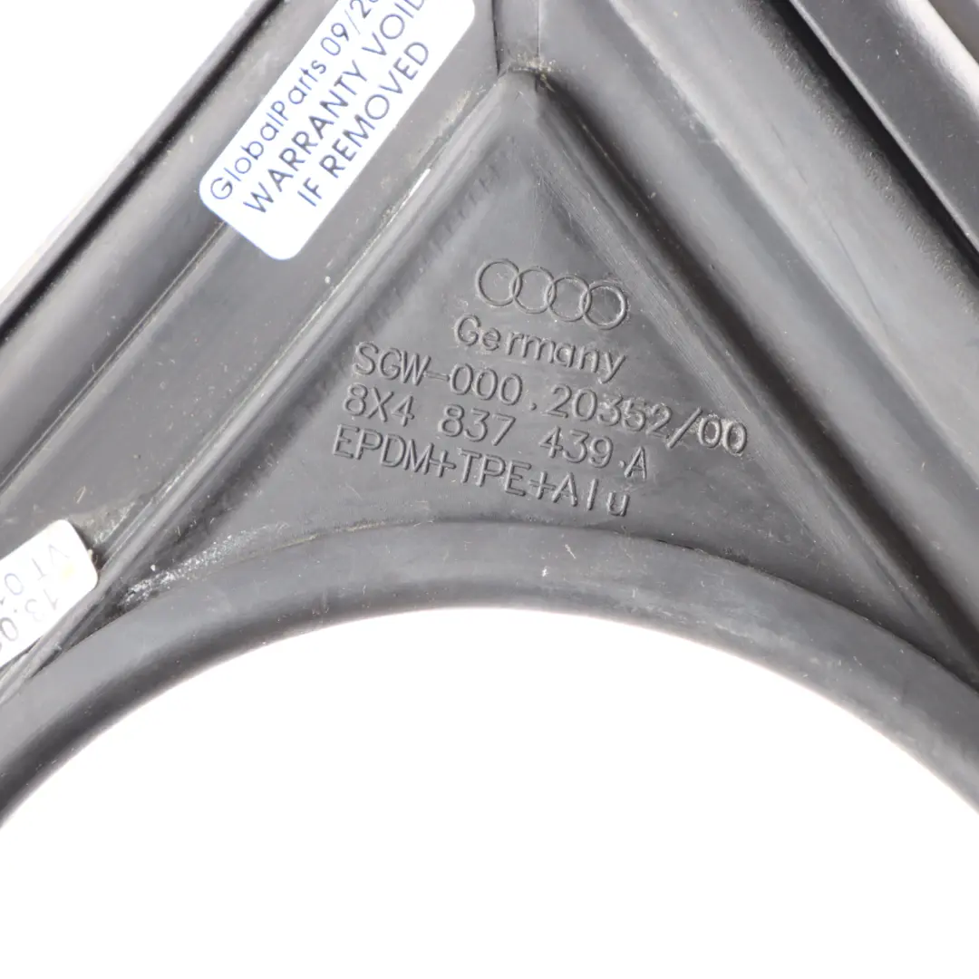 Audi A1 8X 5Dr Finestrino Anteriore Porta Telaio Esterno Sinistro - SKU 8X4837439A - Numero di parte 8X4837439A