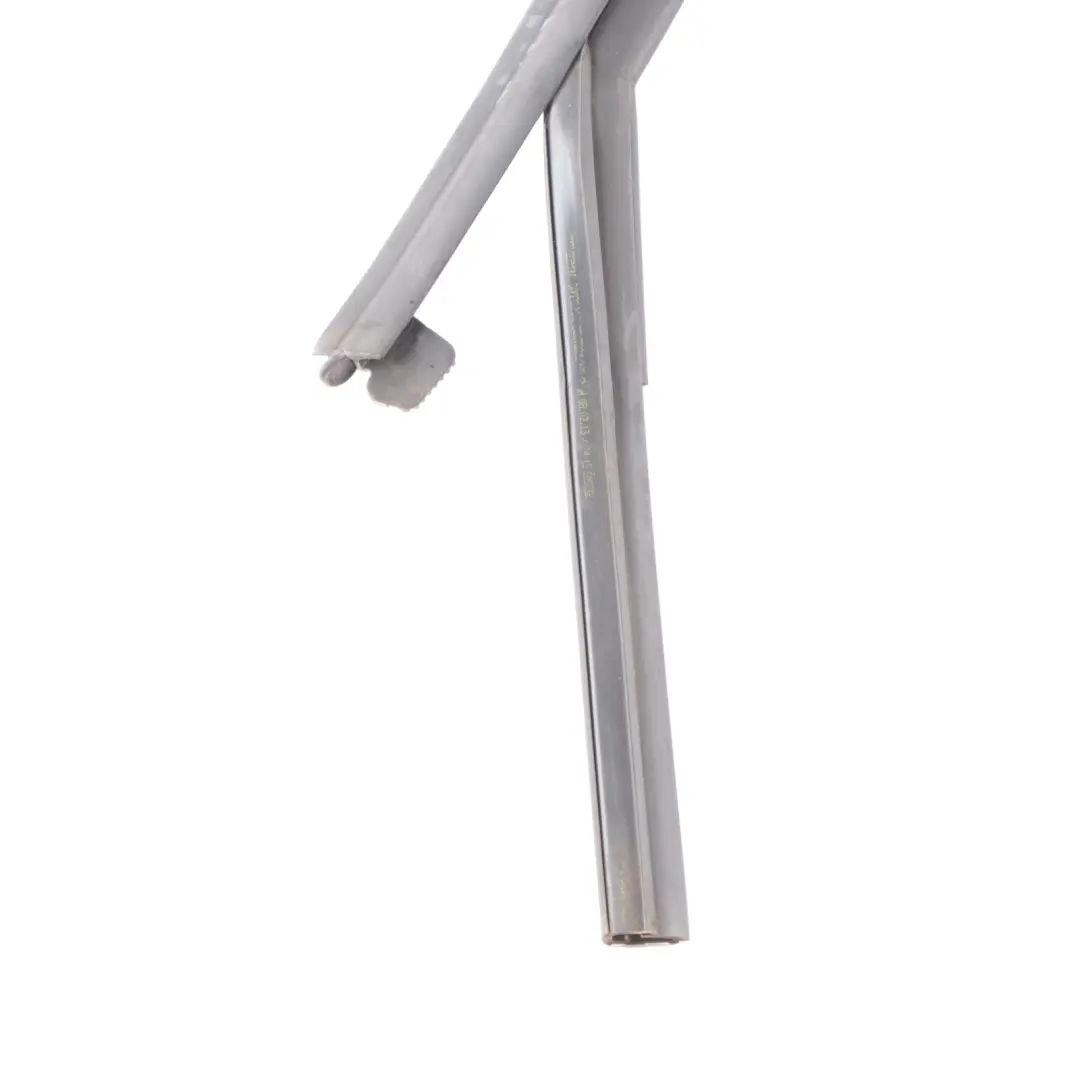 8X4 5D Tür Fenster Dichtung Gummi Hinten Rechts für Audi A1 mit Teilenummer 8X4839440C Audi A1 8X4 5D Tür Fenster Dichtung Gummi Hinten Rechts - SKU 8X4839440C - Teilenummer 8X4839440C