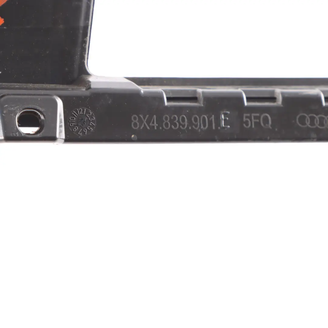  Embellecedor Pilar B Puerta Trasera Izquierda Audi A1 8X - SKU 8X4839901E - Número de pieza 8X4839901E