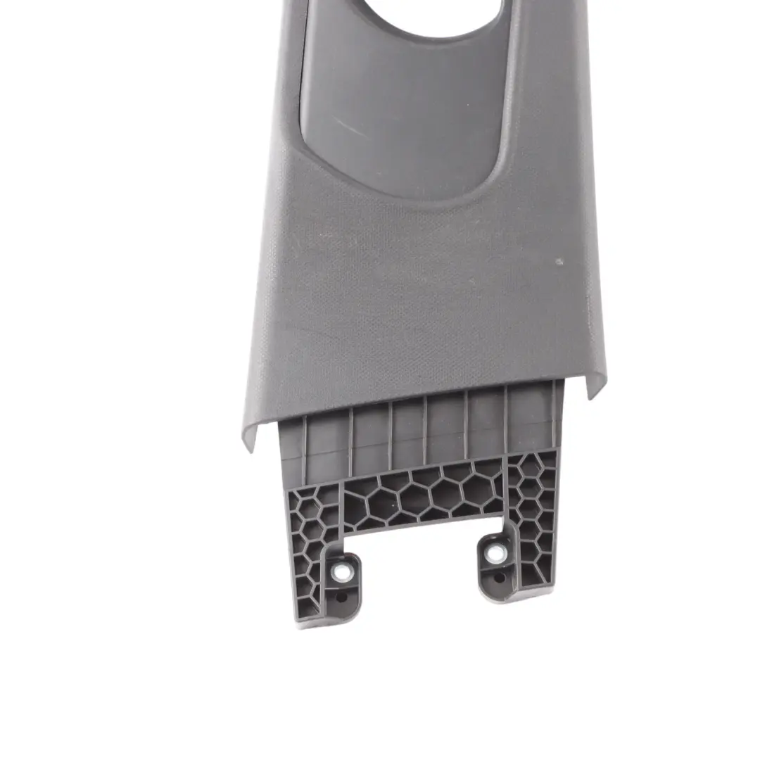 Colonne B Supérieure Colonne Droite Panneau d'habillage pour Audi A1 8X à propos du numéro de pièce 8X4867244 Audi A1 8X Colonne B Supérieure Colonne Droite Panneau d'habillage - SKU 8X4867244 - Numéro de pièce 8X4867244