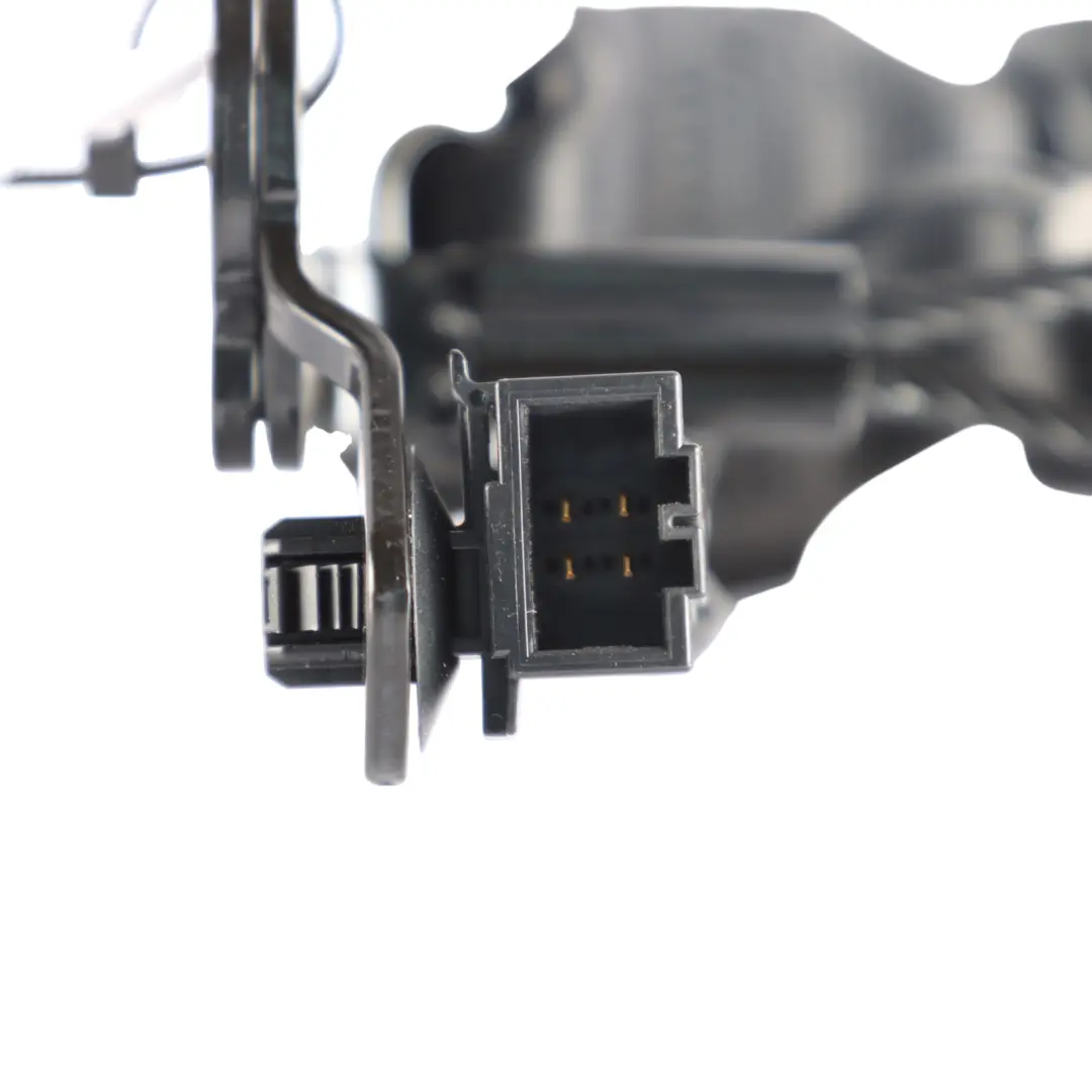 Hebilla cinturón seguridad doble gemelo trasero izquierdo para Volkswagen Golf CD1 con número de pieza 8Y0857739M Volkswagen Golf CD1 Hebilla cinturón seguridad doble gemelo trasero izquierdo - SKU 8Y0857739M - Número de pieza 8Y0857739M