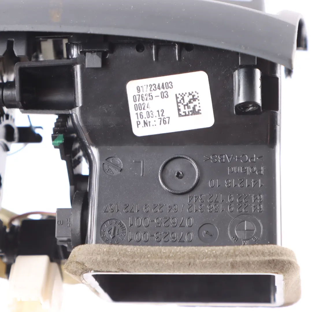 Centre Console Fresh Air Vent Grille Rear Nozzle Trim to BMW F10 F11 with Part number 9172344 BMW F10 F11 Centre Console Fresh Air Vent Grille Rear Nozzle Trim - SKU 9172344 - Part number 9172344