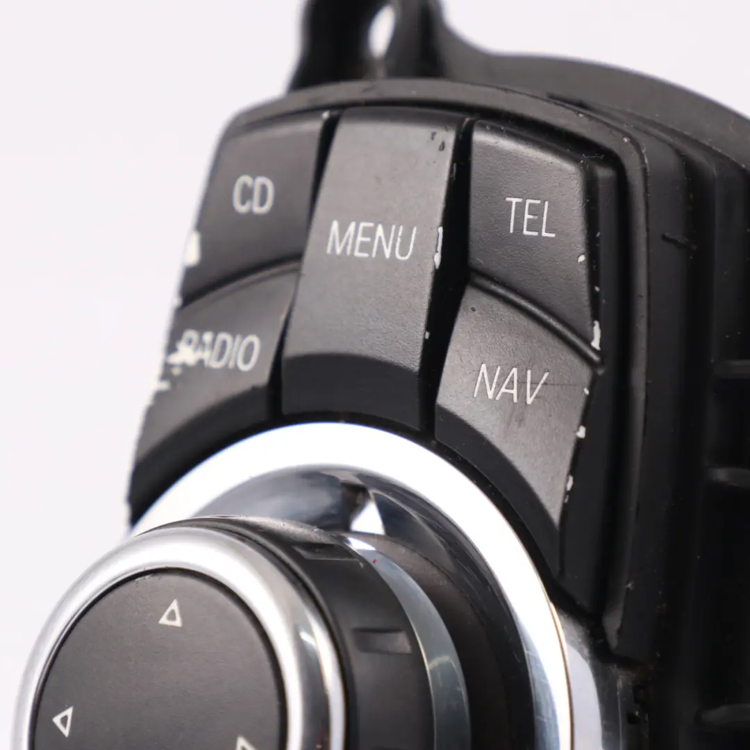 iDrive Tel Nav CD Botón mando interruptor para BMW E92 E93 con número de pieza 9213311 BMW E92 E93 iDrive Tel Nav CD Botón mando interruptor - SKU 9213311-1 - Número de pieza 9213311