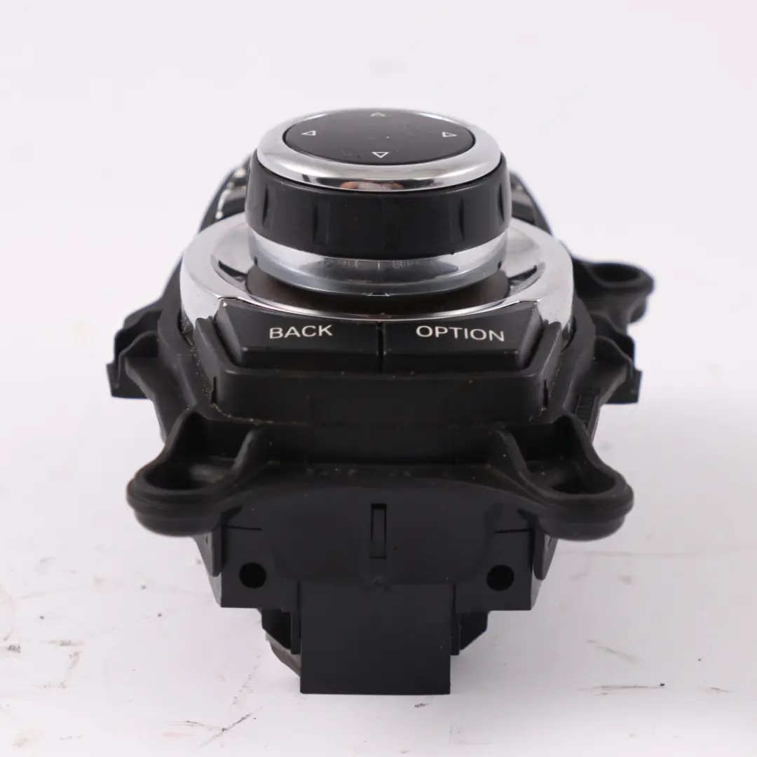 iDrive Tel Nav CD Kontroler Gałka Przełącznik do BMW E92 E93 o numerze 9213311 BMW E92 E93 iDrive Tel Nav CD Kontroler Gałka Przełącznik - SKU 9213311-1 - Numer Części 9213311